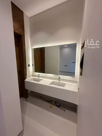 فيلا للبيع في شارع قطب الدين بن السلطان, حي المهدية, مدينة الرياض, منطقة الرياض صورة 5