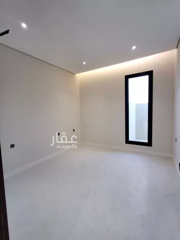 فيلا للبيع في شارع قطب الدين بن السلطان, حي المهدية, مدينة الرياض, منطقة الرياض صورة 4