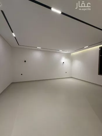 فيلا للبيع في شارع قطب الدين بن السلطان, حي المهدية, مدينة الرياض, منطقة الرياض صورة 5