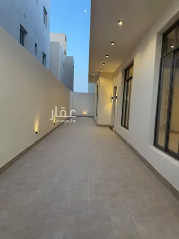 فيلا للبيع في شارع قطب الدين بن السلطان, حي المهدية, مدينة الرياض, منطقة الرياض صورة 3
