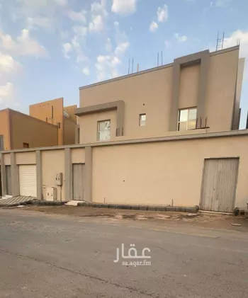 فيلا للبيع في شارع ابو نجم العجلي , حي العيون, مدينة الخرج, منطقة الرياض