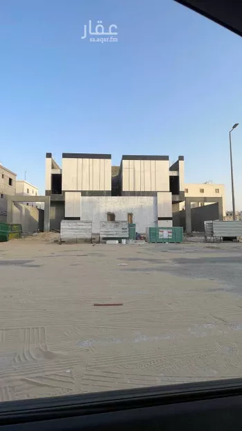 فيلا للبيع في شارع تميم بن ابي بكر, حي ضاحية الملك فهد, مدينة الدمام, المنطقة الشرقية صورة 3