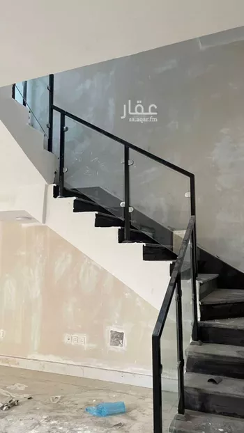 فيلا للبيع في شارع تميم بن ابي بكر, حي ضاحية الملك فهد, مدينة الدمام, المنطقة الشرقية صورة 2
