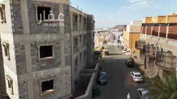 عمارة للبيع في شارع مالك الخدري, حي المروج, مدينة ابها, منطقة عسير صورة 2