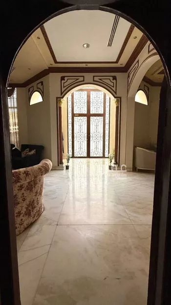 فيلا للبيع في شارع المستنجدي, حي الحمراء, مدينة الرياض, منطقة الرياض صورة 2