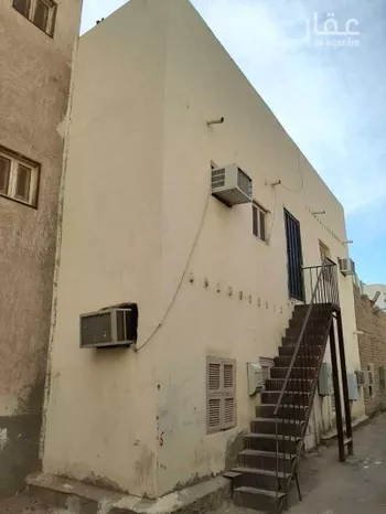 دور للبيع في شارع عبدالله ابن مظعون, حي المغيسلة, مدينة المدينه المنوره, منطقة المدينة المنورة
