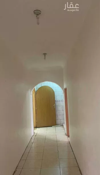 شقة للإيجار في شارع ابي طاهر الذهبي ، محايل عسير ، محايل صورة 2