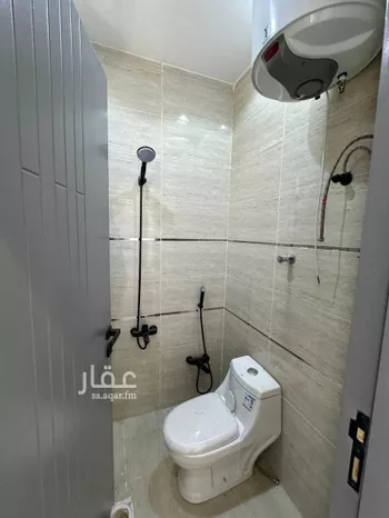 دور للبيع في شارع حرملة بن المنذر الكندي, حي بدر, مدينة الرياض, منطقة الرياض صورة 5