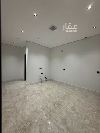 فيلا للبيع في شارع أحمد بن قطرب, حي المهدية, مدينة الرياض, منطقة الرياض صورة 5