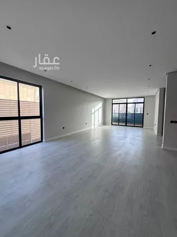 دور للبيع في شارع الدوادمي, حي مغرزات, مدينة الرياض, منطقة الرياض صورة 2