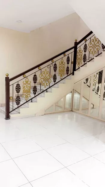 شقة للبيع في شارع مسعود بن الاسود البلوي ، حي مذينب ، المدينة المنورة ، منطقة المدينة المنورة صورة 3