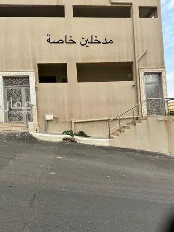 دور للإيجار في شارع محمد راشد البكري ، حي الموظفين ، ابها ، منطقة عسير