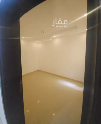 عمارة للإيجار في شارع عبداللطيف ابن ابي النجيب, حي البحيرات, مدينة جدة, منطقة مكة المكرمة صورة 5