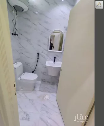 شقة للإيجار في شارع الفاسي, حي الضباط, مدينة الرياض, منطقة الرياض صورة 3