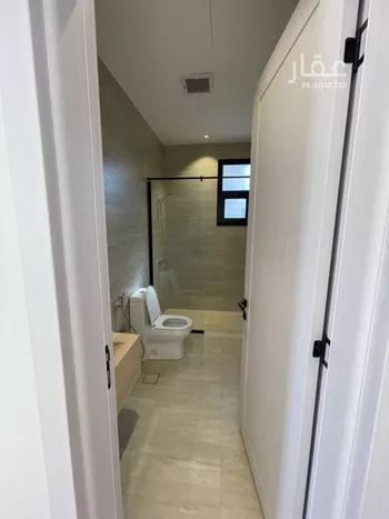 فيلا للإيجار في شارع عبدالله الزمار, حي العارض, مدينة الرياض, منطقة الرياض صورة 2