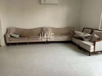 فيلا للإيجار في شارع الحكم الطبري, حي بدر, مدينة الرياض, منطقة الرياض صورة 5