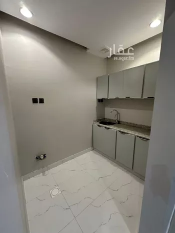 شقة للإيجار في شارع عبدالله الدملوجي, حي الملك فيصل, مدينة الرياض, منطقة الرياض صورة 4