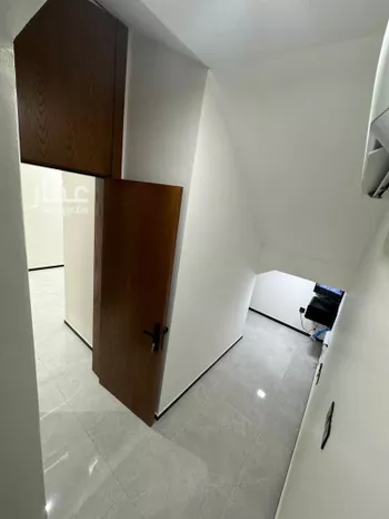 فيلا للإيجار في شارع حصن القصير, حي النرجس, مدينة الرياض, منطقة الرياض صورة 5