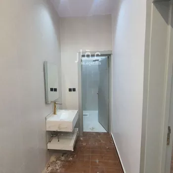 دور للبيع في شارع عبدالكريم قاضي خان, حي طويق, مدينة الرياض, منطقة الرياض صورة 3