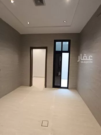 دور للبيع في شارع حامد القاري, حي عكاظ, مدينة الرياض, منطقة الرياض صورة 5