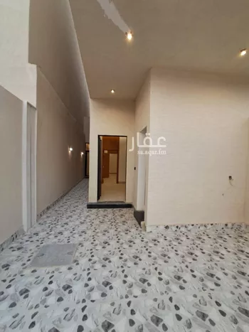 دور للبيع في شارع عمر بن قيس, حي طويق, مدينة الرياض, منطقة الرياض صورة 2