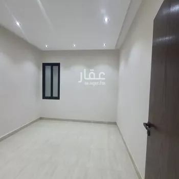 دور للبيع في شارع شهاب الدين القلقشندي, حي عكاظ, مدينة الرياض, منطقة الرياض صورة 2