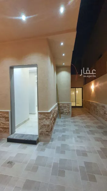 دور للبيع في شارع عبدالكريم قاضي خان, حي طويق, مدينة الرياض, منطقة الرياض صورة 2