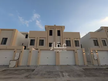 دور للبيع في شارع أبان بن صالح, حي عكاظ, مدينة الرياض, منطقة الرياض
