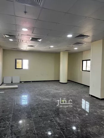 مكتب تجاري للإيجار في شارع طريق الملك عبدالعزيز, حي الضباط, مدينة الرياض, منطقة الرياض صورة 3