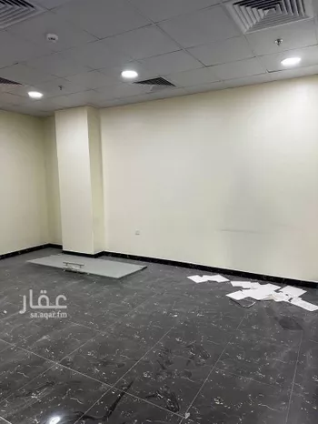 مكتب تجاري للإيجار في شارع طريق الملك عبدالعزيز, حي الضباط, مدينة الرياض, منطقة الرياض صورة 2