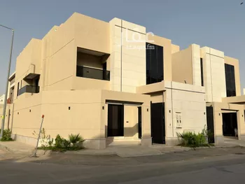 فيلا للبيع في شارع رقم 239, حي المونسية, مدينة الرياض, منطقة الرياض صورة 4
