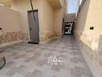 دور للبيع في شارع الصفة, حي طويق, مدينة الرياض, منطقة الرياض صورة 2
