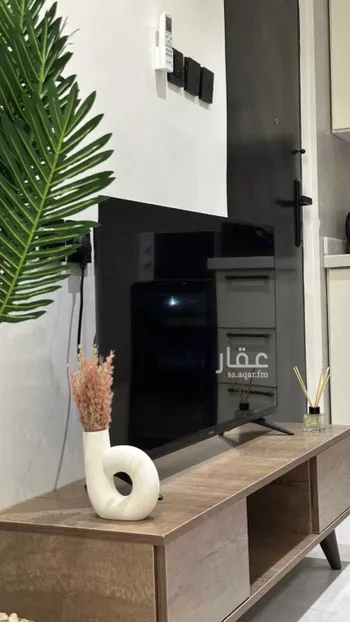 شقة مفروشة للحجز في شارع ثمامة بن عدي ، حي المعذر الشمالي ، الرياض ، منطقة الرياض صورة 3