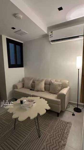 شقة مفروشة للحجز في شارع ثمامة بن عدي ، حي المعذر الشمالي ، الرياض ، منطقة الرياض صورة 4