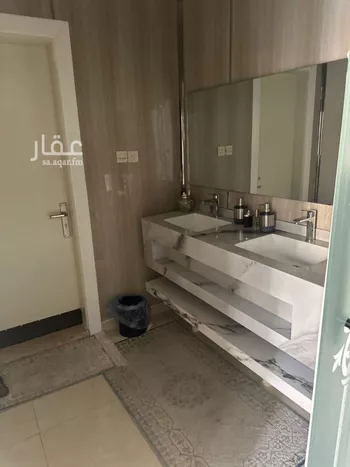 فيلا للبيع في شارع الرافدة, حي الصفاء, مدينة الرياض, منطقة الرياض صورة 3