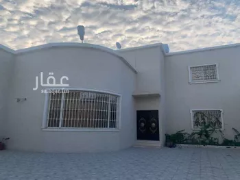 بيت للبيع في شارع عثمان ابن عمرو ابن رفاعة ، خميس مشيط ، خميس مشيط