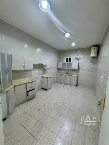 شقة للإيجار في شارع الدرعي, حي إشبيلية, مدينة الرياض, منطقة الرياض صورة 2