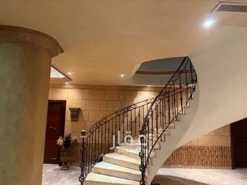 فيلا للإيجار في شارع سيف الدوله الحمداني ، حي السليمانية ، جدة ، جدة صورة 4