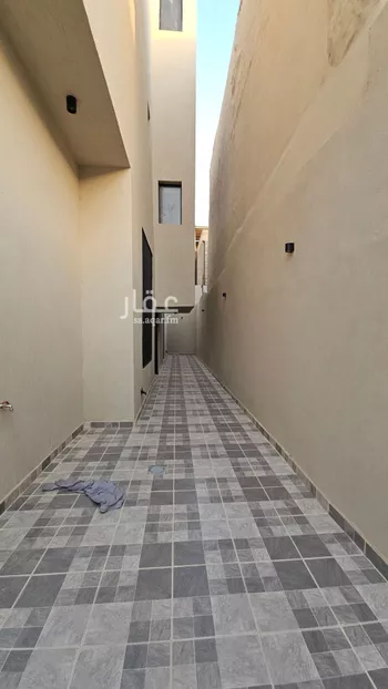 دور للبيع في شارع أبين, حي العريجاء الغربي, مدينة الرياض, منطقة الرياض صورة 2