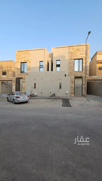 دور للبيع في شارع أبين, حي العريجاء الغربي, مدينة الرياض, منطقة الرياض