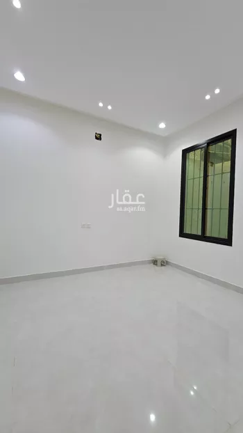 دور للبيع في شارع ابن الحكيم, حي العريجاء الغربي, مدينة الرياض, منطقة الرياض صورة 2