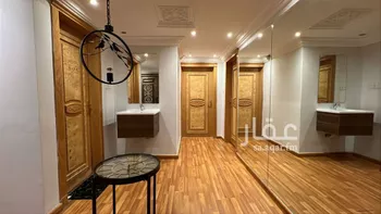 شقة للبيع في شارع الخزنة, حي إشبيلية, مدينة الرياض, منطقة الرياض صورة 2