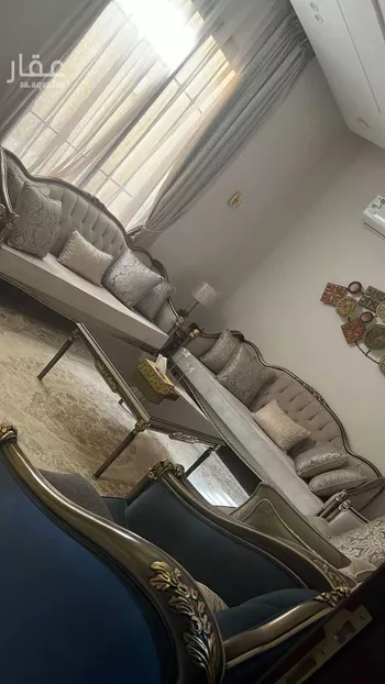 فيلا للبيع في شارع رحمة الله السندي, حي عكاظ, مدينة الرياض, منطقة الرياض صورة 2