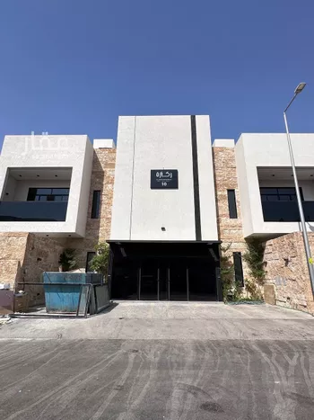 دور للبيع في شارع الدوادمي, حي مغرزات, مدينة الرياض, منطقة الرياض صورة 3