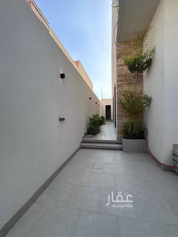 شقة للبيع في شارع محمود الألوسي, حي التعاون, مدينة الرياض, منطقة الرياض صورة 2