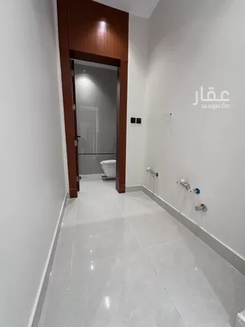 شقة للبيع في شارع عبدالعزيز العباسي, حي الملك فيصل, مدينة الرياض, منطقة الرياض صورة 3