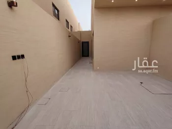 دور للبيع في شارع حسن الشاعر, حي عكاظ, مدينة الرياض, منطقة الرياض صورة 2