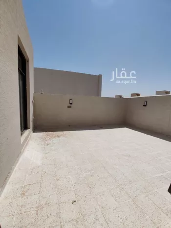 دور للبيع في شارع فؤاد الخطيب, حي الرمال, مدينة الرياض, منطقة الرياض صورة 4