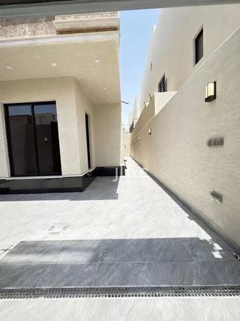 دور للبيع في شارع جمال الدين أبي السعود ظهيرة, حي الرمال, مدينة الرياض, منطقة الرياض صورة 4