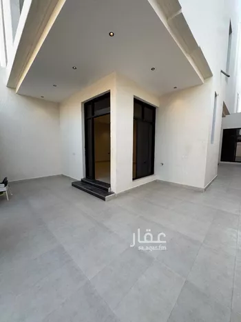 فيلا للبيع في شارع خديجة النهروانية, حي الخليج, مدينة الرياض, منطقة الرياض صورة 3